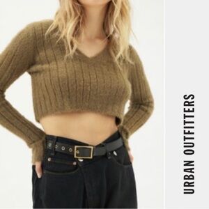 Urban Outfitters Cropped V-Neck Fuzzy Sweater